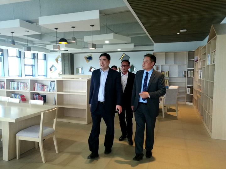 5-趙振元董事長參觀?；鶈T工文化中心2.jpg